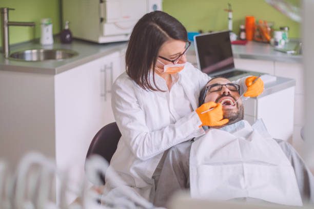 Best Broken or Cracked Tooth Emergency Dentist in Escobares, TX